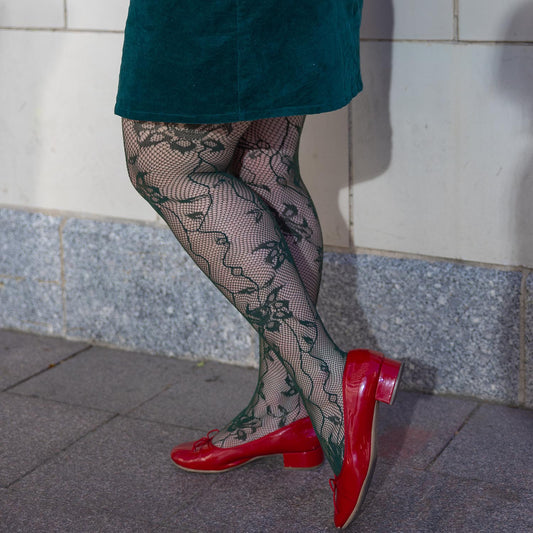 Green leaves and vines leggings