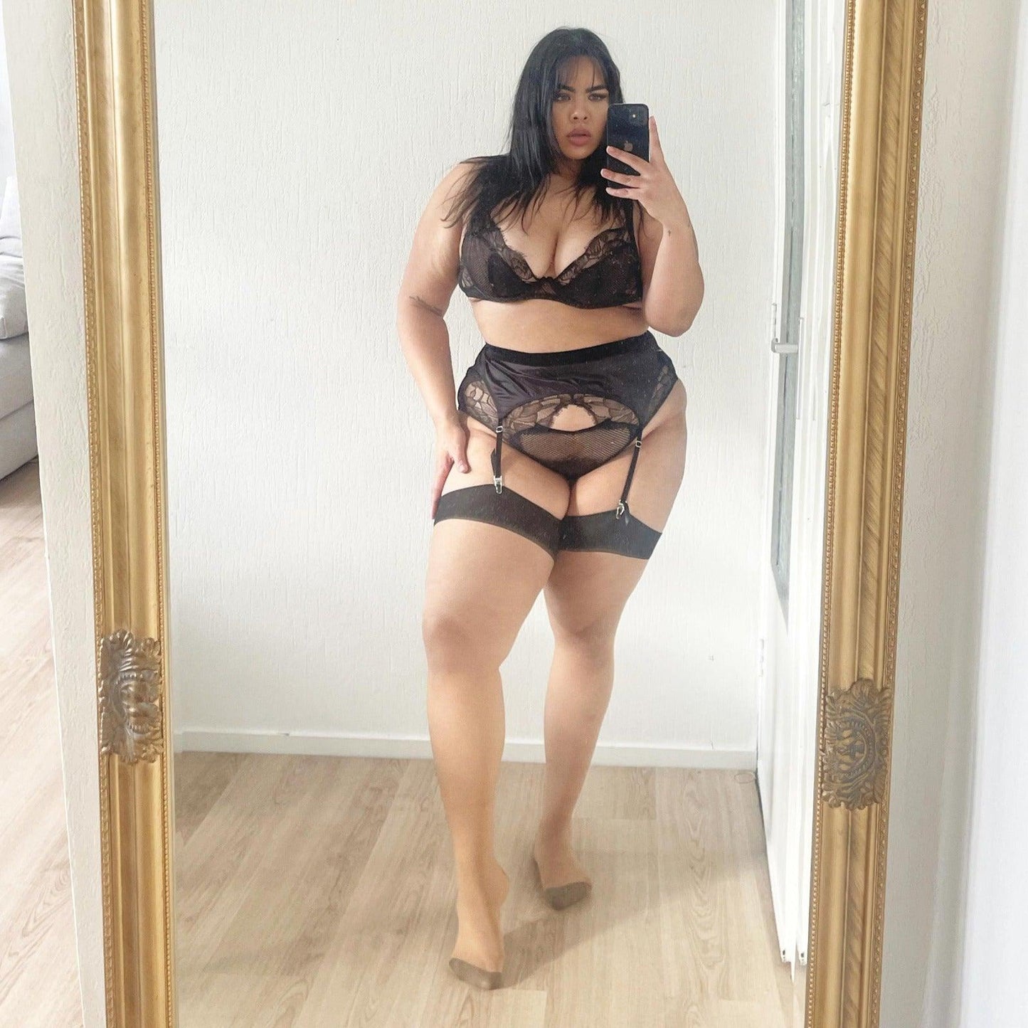 Stockings and leggings